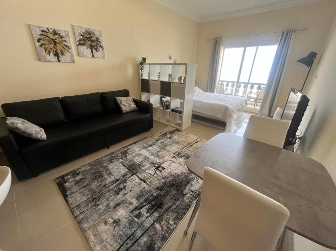 Beach Front Escape Apartment Ras al-Khaimah Exterior photo